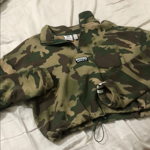 Adidas crop sweater - Picture 3 of 5